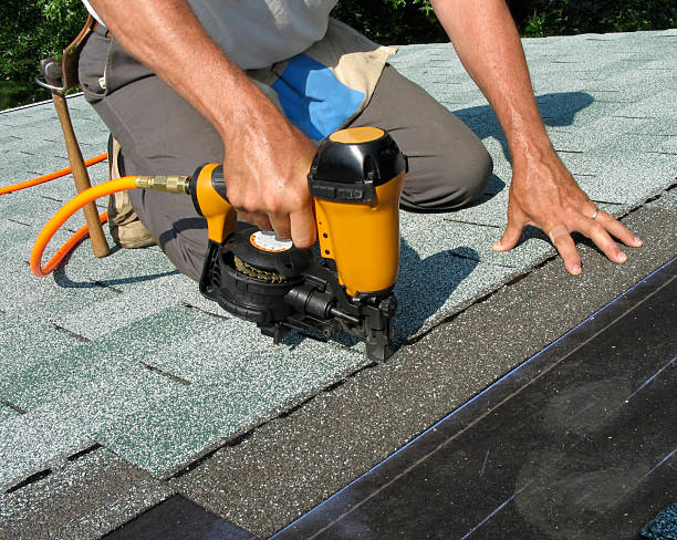 Best Roof Gutter Cleaning  in Caney, KS